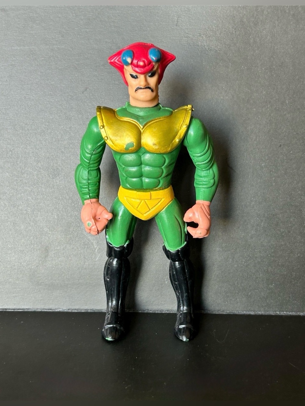 Vtg 1980s Sungold Insect Man Action Figure Sectaurs MOTU KO Bootleg Pinsor
